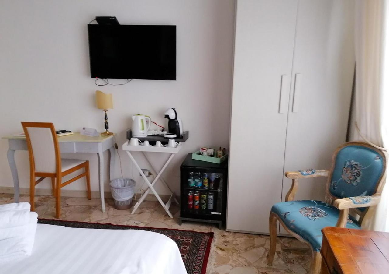 Alojamento de Acomodação e Pequeno-almoço Gregory Place Roma